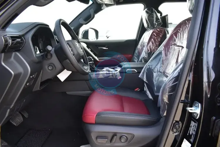 2026 MODEL TOYOTA LAND CRUISER 300 VXR V6 3.3L TWIN TURBO DIESEL 7 SEAT AUTOMATIC FRONT SEATS