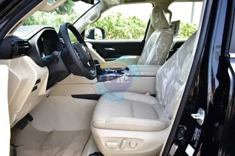 2025 MODEL TOYOTA LAND CRUISER VXR+ V6 4.0L 4WD 7-SEATER AUTOMATIC FRONT SEATS