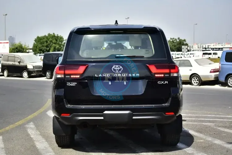 2025 MODEL TOYOTA LAND CRUISER 300 GXR-G1 V6 3.3L DIESEL 7 SEAT AUTOMATIC BACK