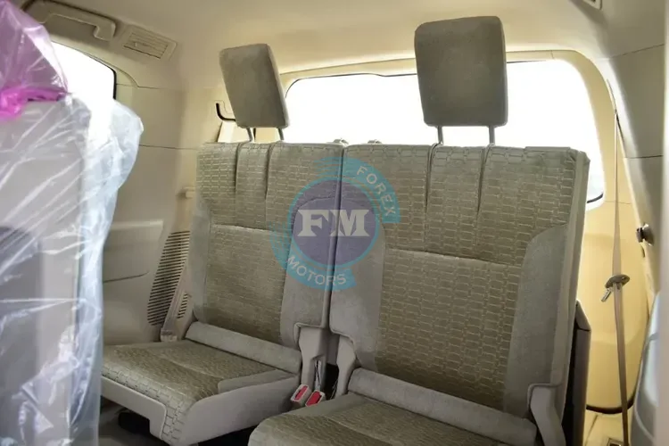 2025 MODEL TOYOTA LAND CRUISER 300 GXR-G1 V6 3.3L DIESEL 7 SEAT AUTOMATIC SEATS