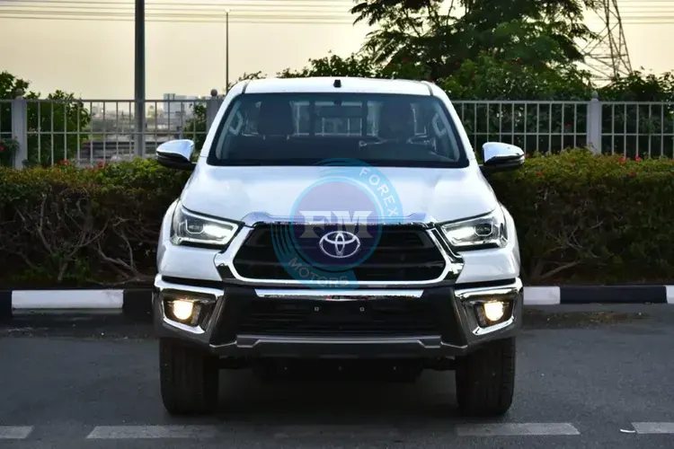 TOYOTA HILUX DOUBLE CAB PICKUP GLXS-V 2.7L PETROL 4WD 5-SEATER AUTOMATIC | Forex Motors