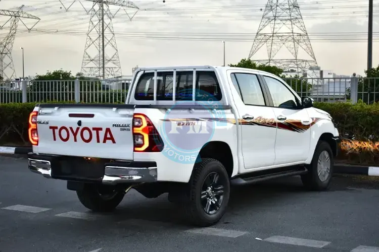 2026 MODEL TOYOTA HILUX DOUBLE CAB PICKUP GLXS-V 2.7L PETROL 4WD 5-SEATER AUTOMATIC SIDE1