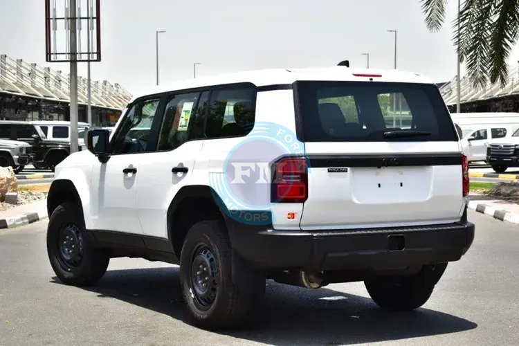 2025 MODELTOYOTA PRADO TX 2.4L 4WD 7-SEATER AUTOMATIC SIDE1