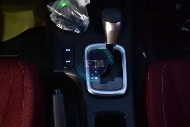 2026 MODEL TOYOTA HILUX DOUBLE CAB PICKUP GLXS-V 2.7L PETROL 4WD 5-SEATER AUTOMATIC INSIDE DOOR