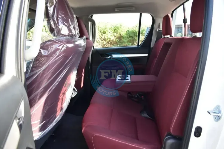 2026 MODEL TOYOTA HILUX DOUBLE CAB PICKUP GLXS-G 2.7L PETROL 4WD AUTOMATIC BACK SEATS