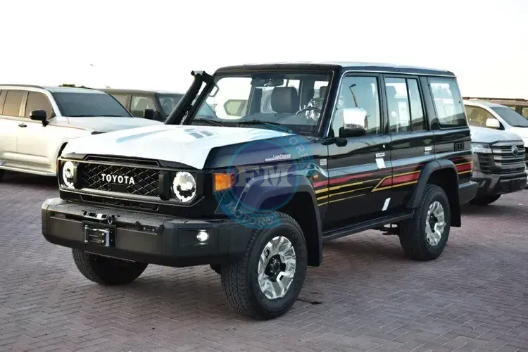 2025 TOYOTA LAND CRUISER 76 HARDTOP 40TH ANNIVERSARY LX-Z 2.8L DIESEL 4WD 5-SEATER AUTOMATIC TRANSMISSION– EURO4 SIDE