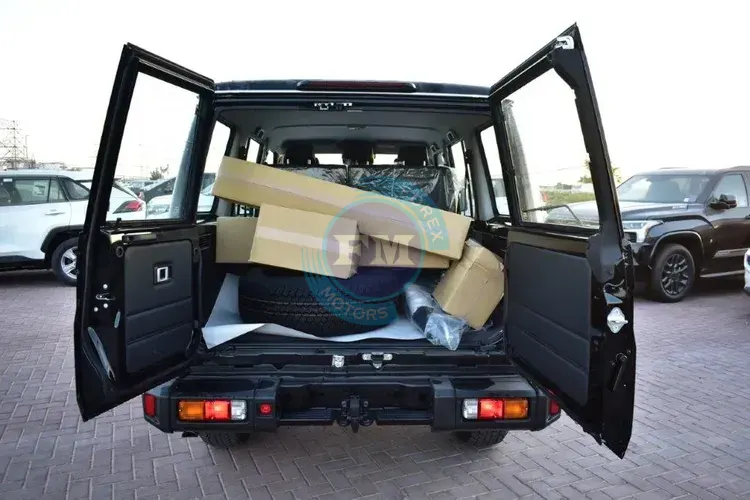 2025 TOYOTA LAND CRUISER 76 HARDTOP 40TH ANNIVERSARY LX-Z 2.8L DIESEL 4WD 5-SEATER AUTOMATIC TRANSMISSION– EURO4 CARGO SPACE