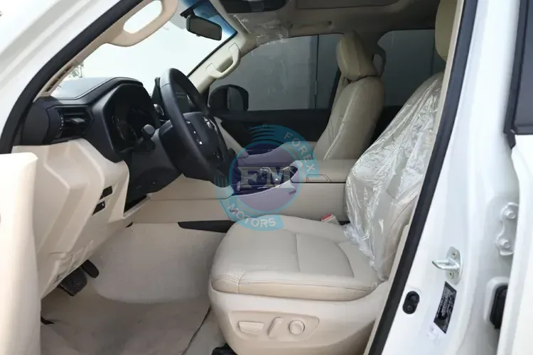 2024 MODEL TOYOTA LANDCRUISER 300 GXR 3.3L TWIN TURBO DIESEL AUTOMATIC BLACK EDITION FRONT SEATS