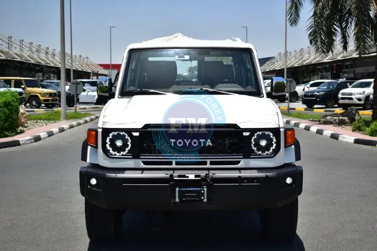 TOYOTA  LAND CRUISER 71 HARDTOP SHORT WHEEL BASE S-DLX 2.8L DIESEL 4WD 5 SEATER AUTOMATIC | Forex Motors