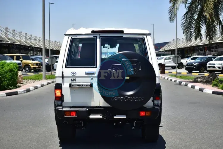 2025 MODEL TOYOTA  LAND CRUISER 71 HARDTOP SHORT WHEEL BASE S-DLX 2.8L DIESEL 4WD 5 SEATER AUTOMATIC BACK