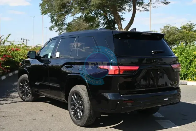 2025 MODEL SEQUOIA PLATINUM I-FORCE HYBRID V6 3.5L 4WD 7-SEATER AUTOMATIC SIDE1