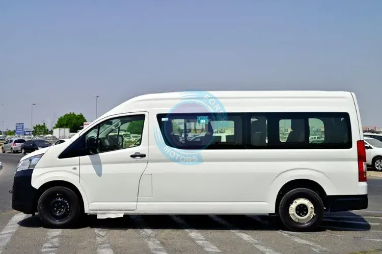 2025 MODEL TOYOTA HIACE HIGH ROOF 2.8L DIESEL 13-SEATER MANUAL SIDE2