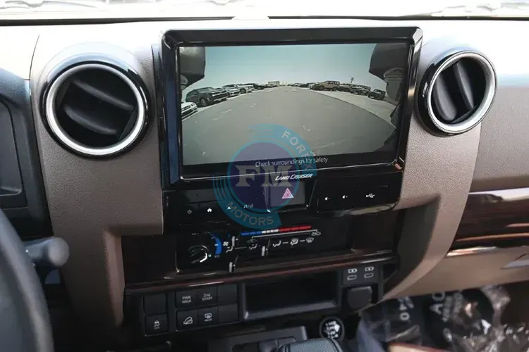 2024 MODEL TOYOTA  LAND CRUISER 71 HARDTOP SHORT WHEEL BASE SDLX V6 4.0L PETROL 4WD AUTOMATIC SCREEN