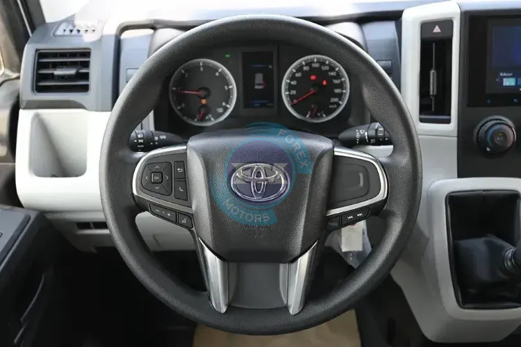 2025 MODEL TOYOTA HIACE HIGH ROOF 2.8L DIESEL 13-SEATER MANUAL STEERING