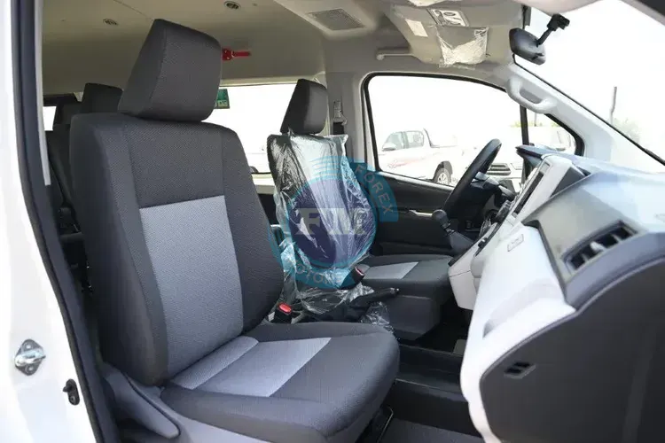 2025 MODEL TOYOTA HIACE HIGH ROOF 2.8L DIESEL 13-SEATER MANUAL FRONT SEATS