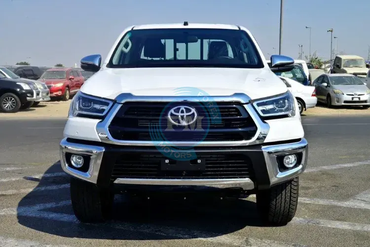 2025 MODEL TOYOTA HILUX DOUBLE CAB SR5 PICKUP 2.4L DIESEL 4WD AUTOMATIC FRONT