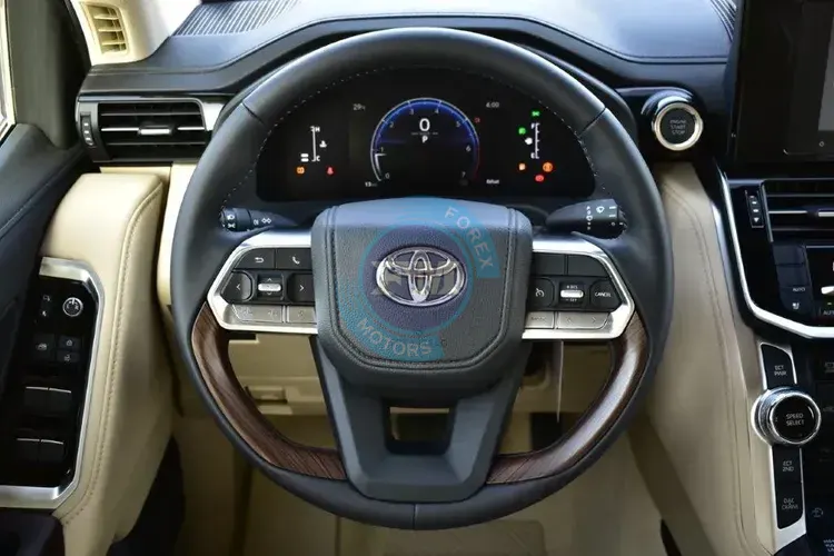 2025 MODEL TOYOTA LAND CRUISER 300 GXR-V V6 4.0L PETROL 4WD 7-SEAT AUTIOMATIC STEERING