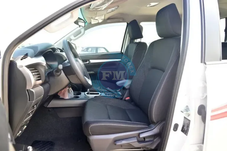 2025 MODEL TOYOTA HILUX DOUBLE CAB SR5 PICKUP 2.4L DIESEL 4WD AUTOMATIC TRANSMISSION FRONT SEATS