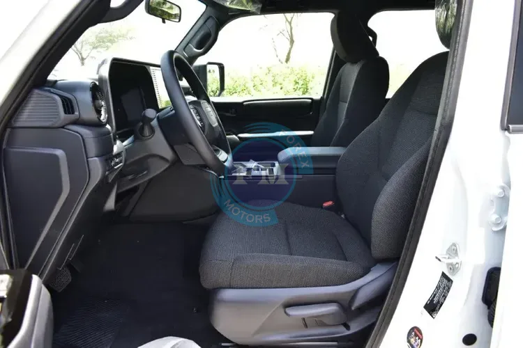 2025 MODEL TOYOTA PRADO TXL1 2.4L PETROL 4WD 7 SEAT AUTOMATIC FRONT SEATS