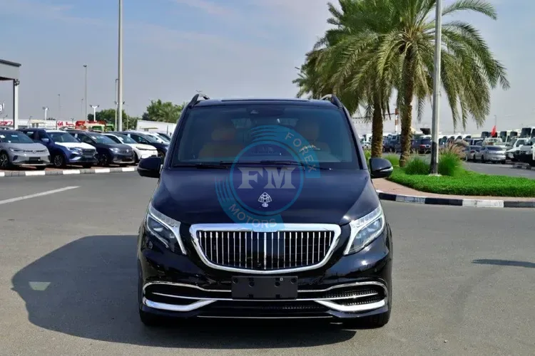 MERCEDES BENZ VIP EDITION V300D 2.0L DIESEL 4-SEATER AUTOMATIC FRONT