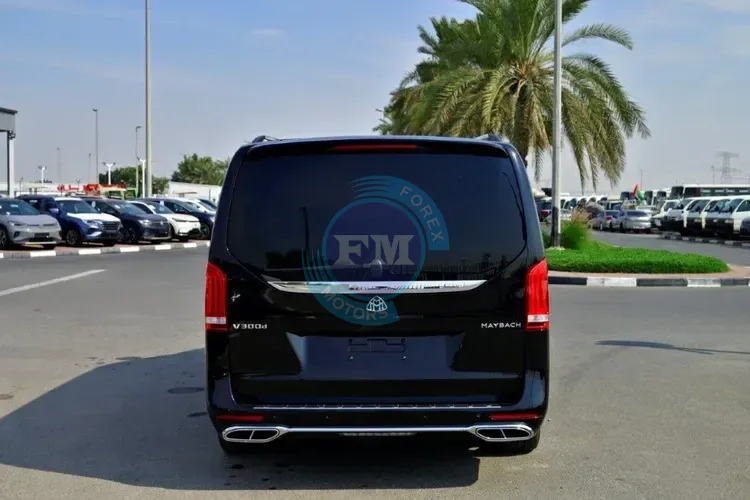 MERCEDES BENZ VIP EDITION V300D 2.0L DIESEL 4-SEATER AUTOMATIC BACK
