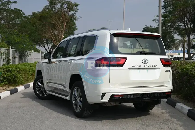 2026 MODEL TOYOTA LAND CRUISER 300 VXR+ V6 4.0L PETROL 4WD 7 SEAT AUTOMATIC SIDE1