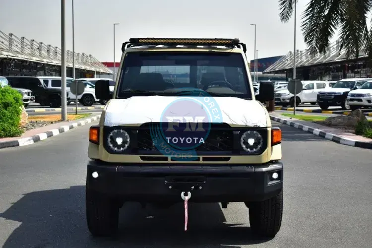 TOYOTA LAND CRUISER SWB 71 ULTIMATE EDITION V6 4.0L 4WD 7-SEATER MANUAL | Forex Motors