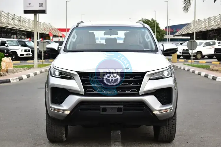 TOYOTA FORTUNER GX 2.7L PETROL 4WD 7 SEAT AUTOMATIC | Forex Motors