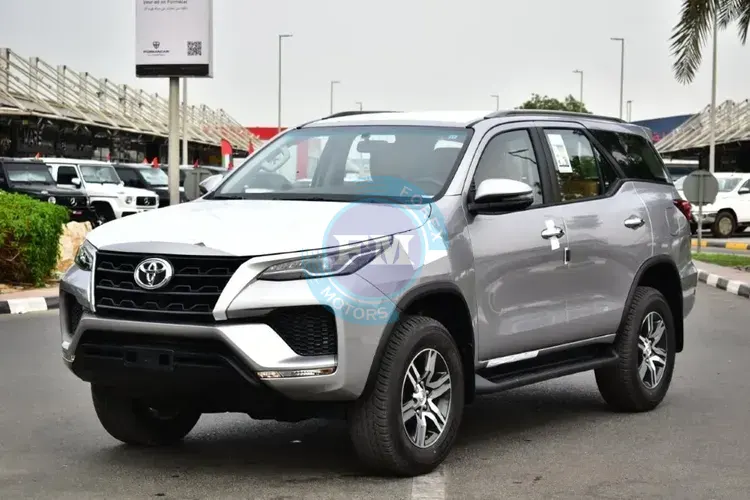 2026 MODEL TOYOTA FORTUNER GX 2.7L PETROL 4WD 7 SEAT AUTOMATIC SIDE