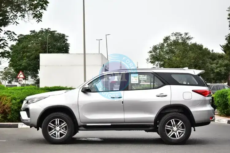 2026 MODEL TOYOTA FORTUNER GX 2.7L PETROL 4WD 7 SEAT AUTOMATIC SIDE2