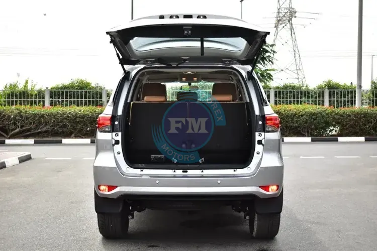 2026 MODEL TOYOTA FORTUNER GX 2.7L PETROL 4WD 7 SEAT AUTOMATIC TRUNCK