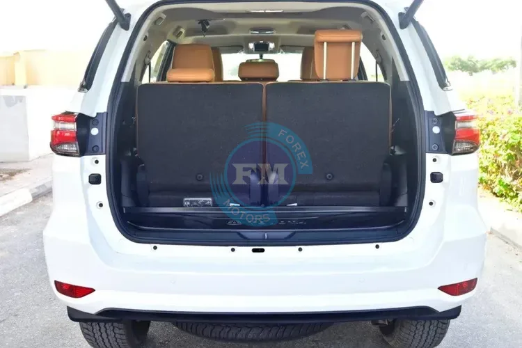 2025 MODEL TOYOTA FORTUNER VXR V6 4.0L PETROL 4WD 7 SEAT AUTOMATIC TRUNK