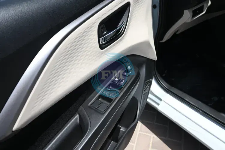 2025 MODEL SUZUKI DZIRE GLX 1.2L AUTOMATIC INSIDE DOOR
