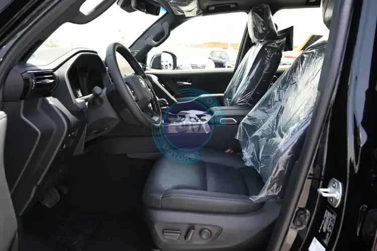 2025 MODEL TOYOTA LAND CRUISER 300 VXR V6 4.0L PETROL 4WD 7 SEAT AUTOMATIC FRONT SEATS