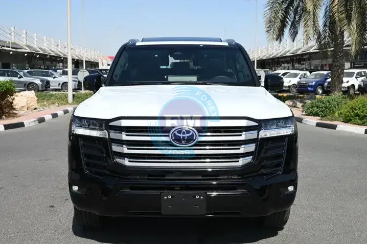 TOYOTA LAND CRUISER 300 GXR V6 3.3L DIESEL 7 SEAT AUTOMATIC | Forex Motors