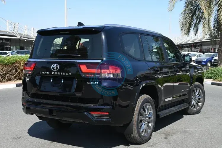 2025 MODEL TOYOTA LAND CRUISER 300 GXR V6 3.3L DIESEL 7 SEAT AUTOMATIC SIDE1