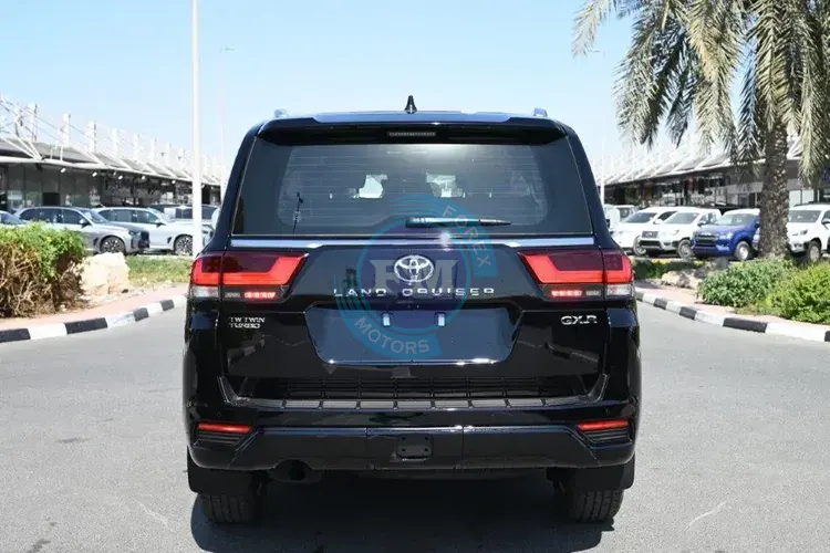 2025 MODEL TOYOTA LAND CRUISER 300 GXR V6 3.3L DIESEL 7 SEAT AUTOMATIC BACK