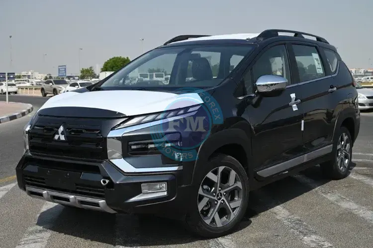 2025 MODEL MITSUBISHI XPANDER CROSS 1.5L PETROL  4X2 AUTOMATIC SIDE