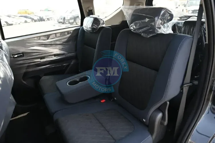 2025 MODEL MITSUBISHI XPANDER CROSS 1.5L PETROL  4X2 AUTOMATIC 2ND ROW