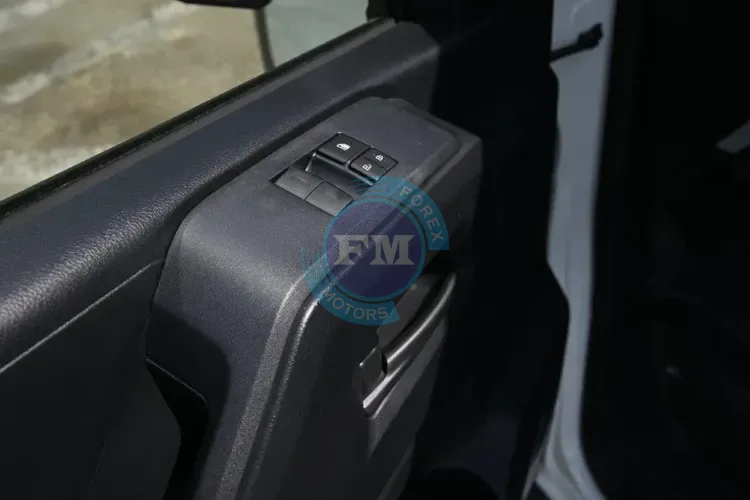 2025 MODEL TOYOTA HIACE HIGH ROOF  3.5L PETROL 13-SEATER MANUAL