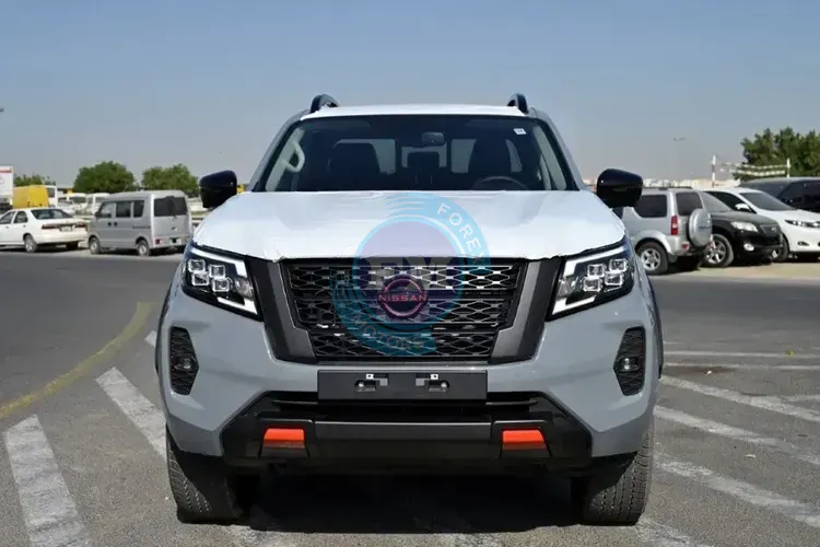 2025 MODEL NISSAN NAVARA DOUBLE CABIN PICKUP PRO 2.5L DIESEL 4WD AUTOMATIC FRONT