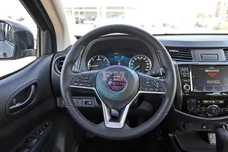2025 MODEL NISSAN NAVARA DOUBLE CABIN PICKUP PRO 2.5L DIESEL 4WD AUTOMATIC STEERING