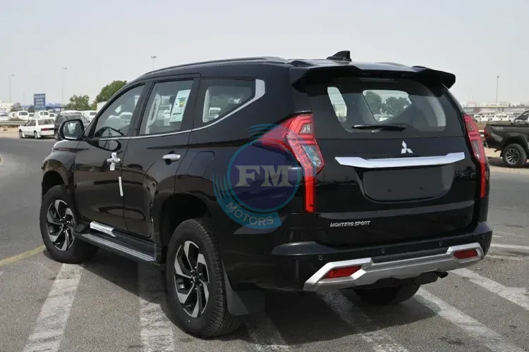 2025 MITSUBISHI MONTERO GLS HIGHLINE 3.0L PETROL 4WD 7 SEAT AUTOMATIC SIDE1