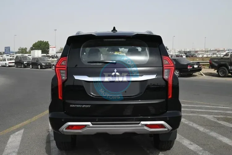 2025 MITSUBISHI MONTERO GLS HIGHLINE 3.0L PETROL 4WD 7 SEAT AUTOMATIC BACK