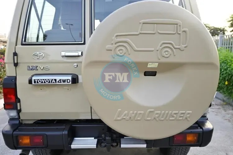 2025 MODEL TOYOTA LAND CRUISER 71 HARDTOP SDLX V6 4.0L PETROL 4WD AUTOMATIC2