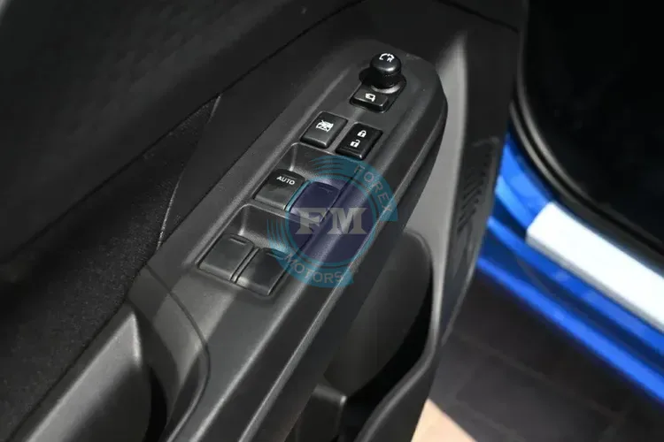 2025 SUZUKI SWIFT INSIDE DOOR