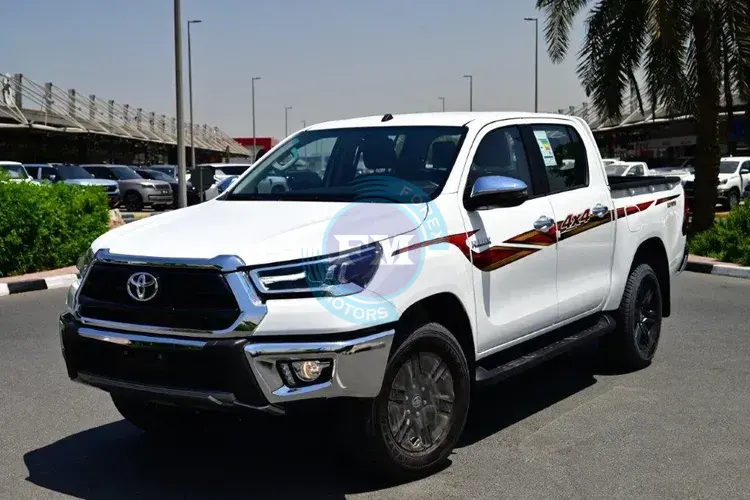 2025 MODEL TOYOTA HILUX DOUBLE CAB PICKUP GLXS-V 2.7L PETROL 4WD 5-SEATER AUTOMATIC SIDE