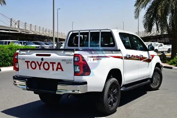 2025 MODEL TOYOTA HILUX DOUBLE CAB PICKUP GLXS-V 2.7L PETROL 4WD 5-SEATER AUTOMATIC SIDE1