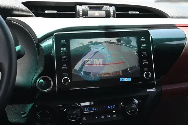 2025 MODEL TOYOTA HILUX DOUBLE CAB PICKUP GLXS-V 2.7L PETROL 4WD 5-SEATER AUTOMATIC SCREEN