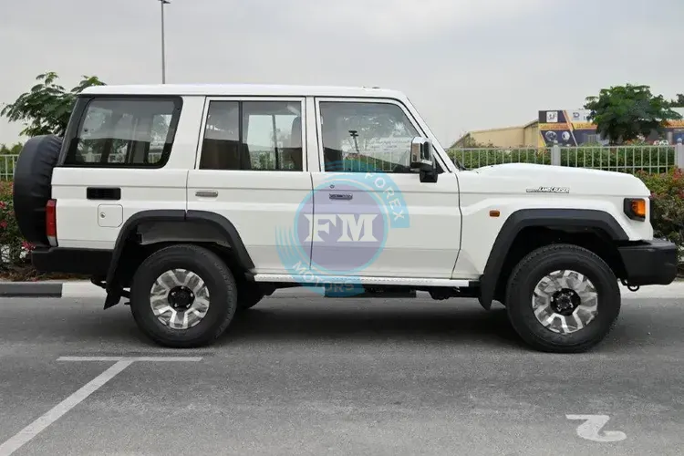 2025 MODEL TOYOTA LAND CRUISER 76 HARDTOP SDLX V6 4.0L PETROL 4WD 5-SEATER AUTOMATIC SIDE1